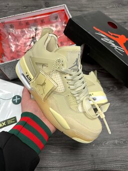 Off-White Nike Air Jordan 4 Retro - 2