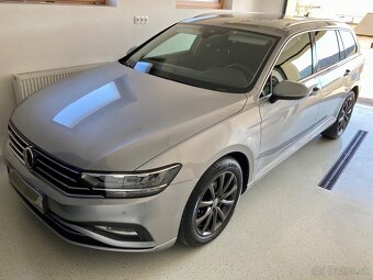 Volkswagen Passat Variant 2.0 TDI DSG - 2