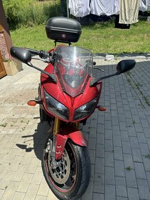 Yamaha FZ1 - 2