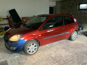 Ford Fiesta 07 predam v celku na diely - 2