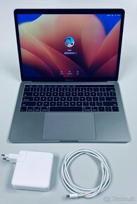 Macbook pro A1706 13" 2017 Touch Bar- i5,8GB, 256Gb-top stav - 2