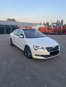 Škoda superb 3 Laurin Klement 2.0 TDi - 2