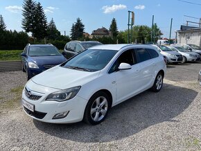 Opel Astra Tourer 1.7CDTi 92kW, diesel, Rok výroby 2011 - 2