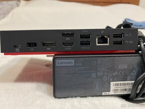 ThinkPad Lenovo Universal USB-C Dock + AC/DC Adapter 90W - 2