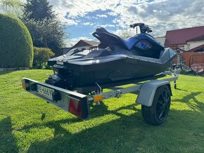 Sea-doo Spark 90 Trixx 2 UP 2023 v ZÁRUKE - cena bez DPH - 2