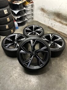 Nepoužitá letná sada Audi RS6 - 5x112 R22 , 285/30/22 - 2