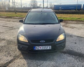 Ford Focus combi 1.6 benzín - 2