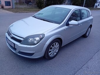 Opel Astra H 1.6 - 2