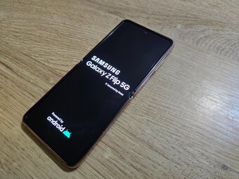 Samsung flip 5g 256gb displej v top stave bez skrabancov na - 2