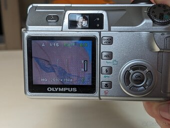 Olympus C-5500 Zoom - 2