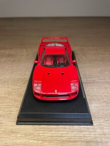 1:43 model Ferrari F40 - 2