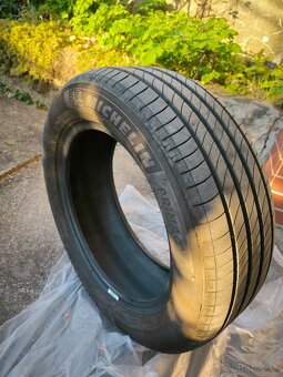 Michelin Primacy 4    205/55  R16 - 2