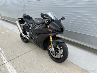 Honda CBR 1000 RR-R SP Carbon Edition 031/300 - 2