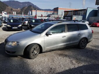 Volkswagen Passat Variant 2.0 TDI Trendline 4-Motion - 2