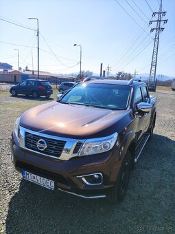 Nissan Navara NP300 SR - 2