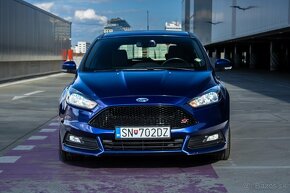 Ford Focus 2.0 EcoBoost SCTi ST R 2015 - 2