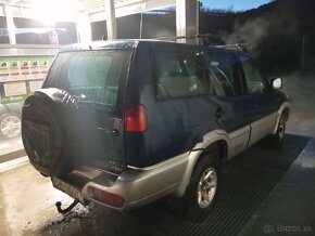 Nissan Terrano 2 4x4 - 2