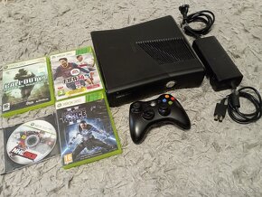 XBOX 360 SLIM 4GB - 2