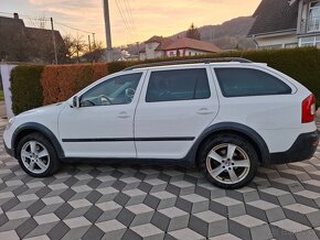 ŠKODA OCTAVIA KOMBI 2,0CR TDI ,DSG,4x4,SCOU,103kwT - 2