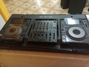 Zomo Flightcase pre Pioneer DJ CDJ-2000nx2 a mixpult. - 2