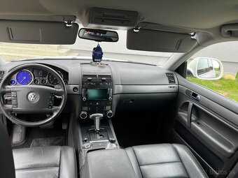 Volkswagen Touareg 3.0 Tdi 176 kw r.2010 Bi-xenon , Webasto - 2