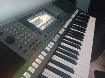 Yamaha Psr s770 - 2