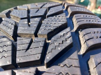 215/65 r17 zimne pneumatiky - 2