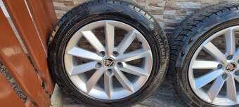 Predam orginal Skoda Helix elektrony 5x112 r16 et45J7 205/55 - 2