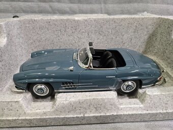 Mercedes Benz 300 SL roadster 1:18 Norev - 2