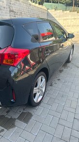 Toyota Auris 1.6 automat - 2