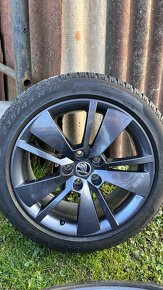 ❄️zimná sada 5x112 r18 originál superb 3 Passat b8 - 2