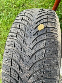 Predám zimné. Pneu 205/55 R16  4ks - 2