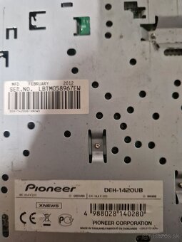 Pioneer DEH-1420UB - 2