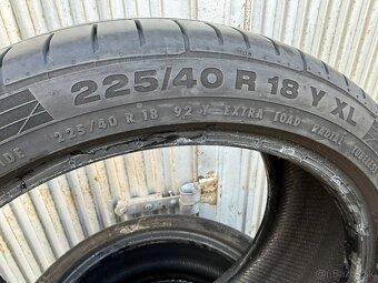 Letne pneumatiky CONTINENTAL 225/40 R18 - 2