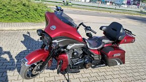 Harley Davidson Elektra Glide - 2