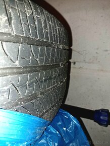 Kia sorento 235/55r29 - 2