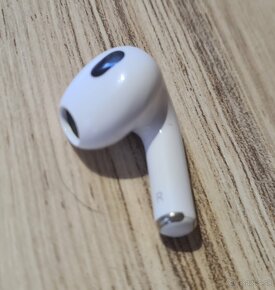 Apple Airpods 3 práve sluchadlo A2564 - 2