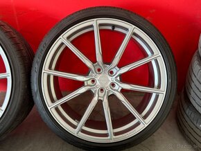 R22 5x112  CONCAVER CVR4 10,5J ET19 Brushed Titanium + - 2