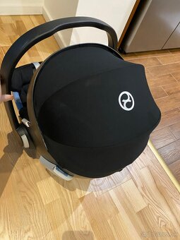 Cybex aton 5 - 2