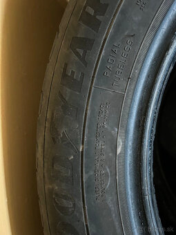 Predám jazdené GoodYear zimné pneumatiky 205/55 R16 - 2