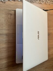 Asus x200m biely - 2