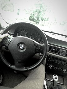 BMW E90 D318 - 2