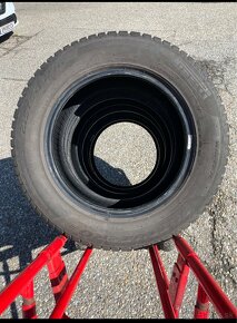 Pirelli 215/60 r16 zimné - 2