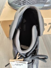 Adidas Yeezy QNTM Onyx, veľkosť 44, NOVÉ, zľava 50% - 2