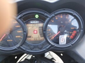 Suzuki dl 650 v strom - 2