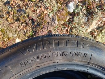 Zimne pneumatiky 225/55 R17 - 2