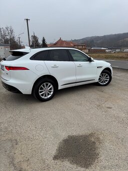 Predám Jaguár F-Pace 2,5d AWD - 2