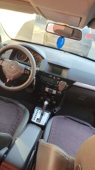 Opel Astra h automat. - 2