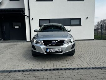 Volvo XC60 D5 AWD Momentum - 2