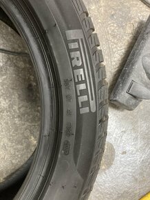 Pirelli Sottozero 3 245/45 R18 DOT 2022 - 2